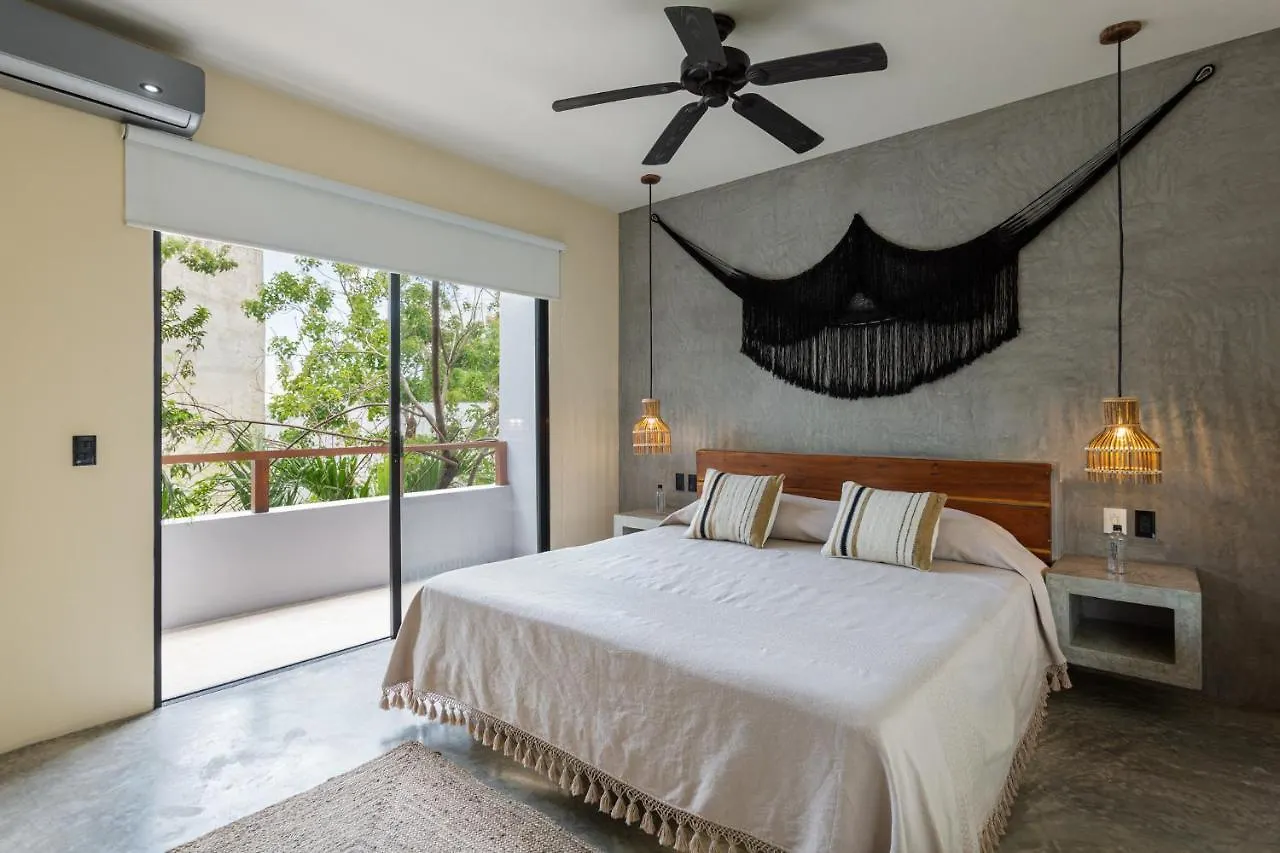 Kanak Unique Tulum 0*,  México